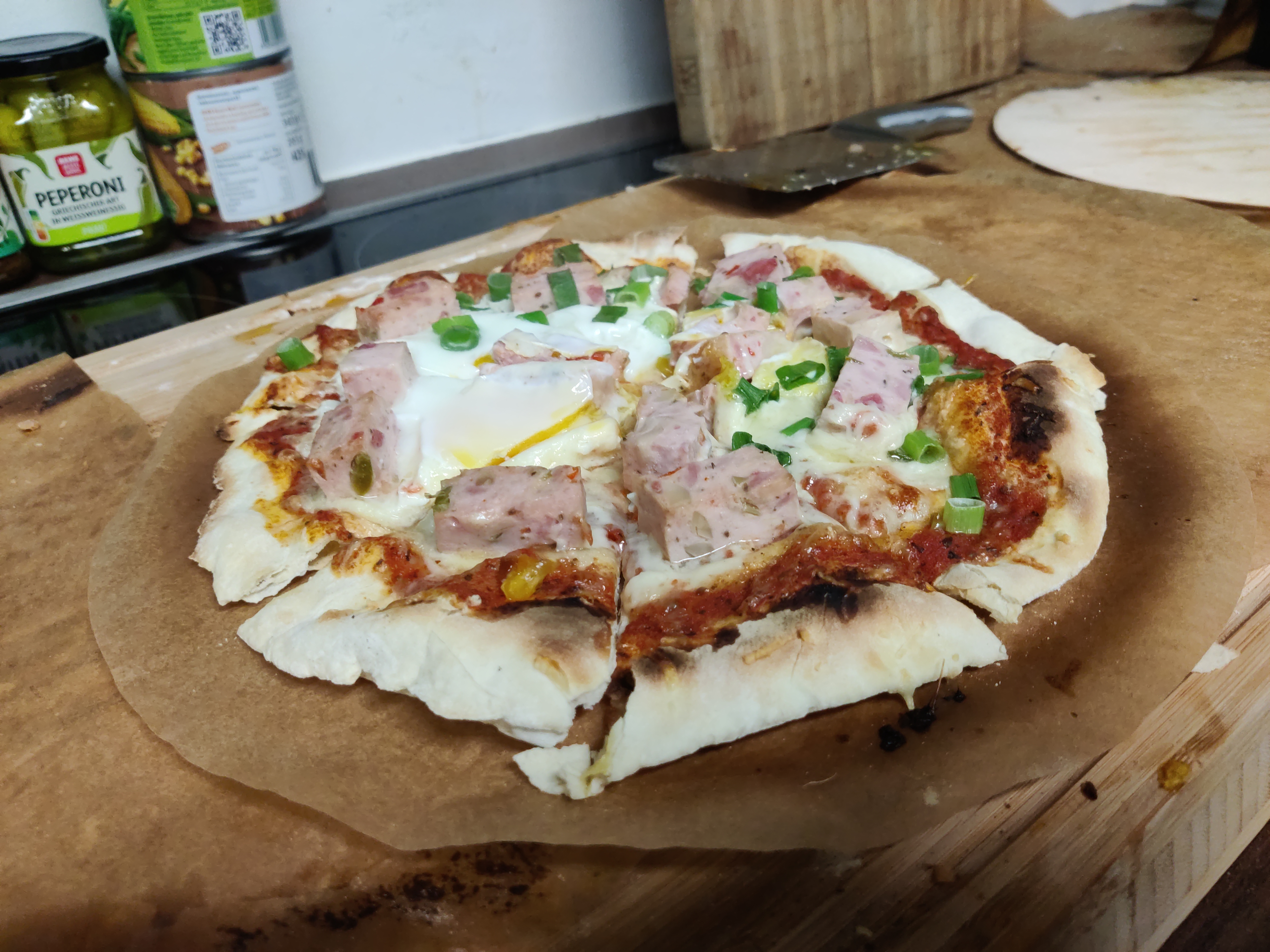 Pizza Pizzaleberkäs-Spiegelei