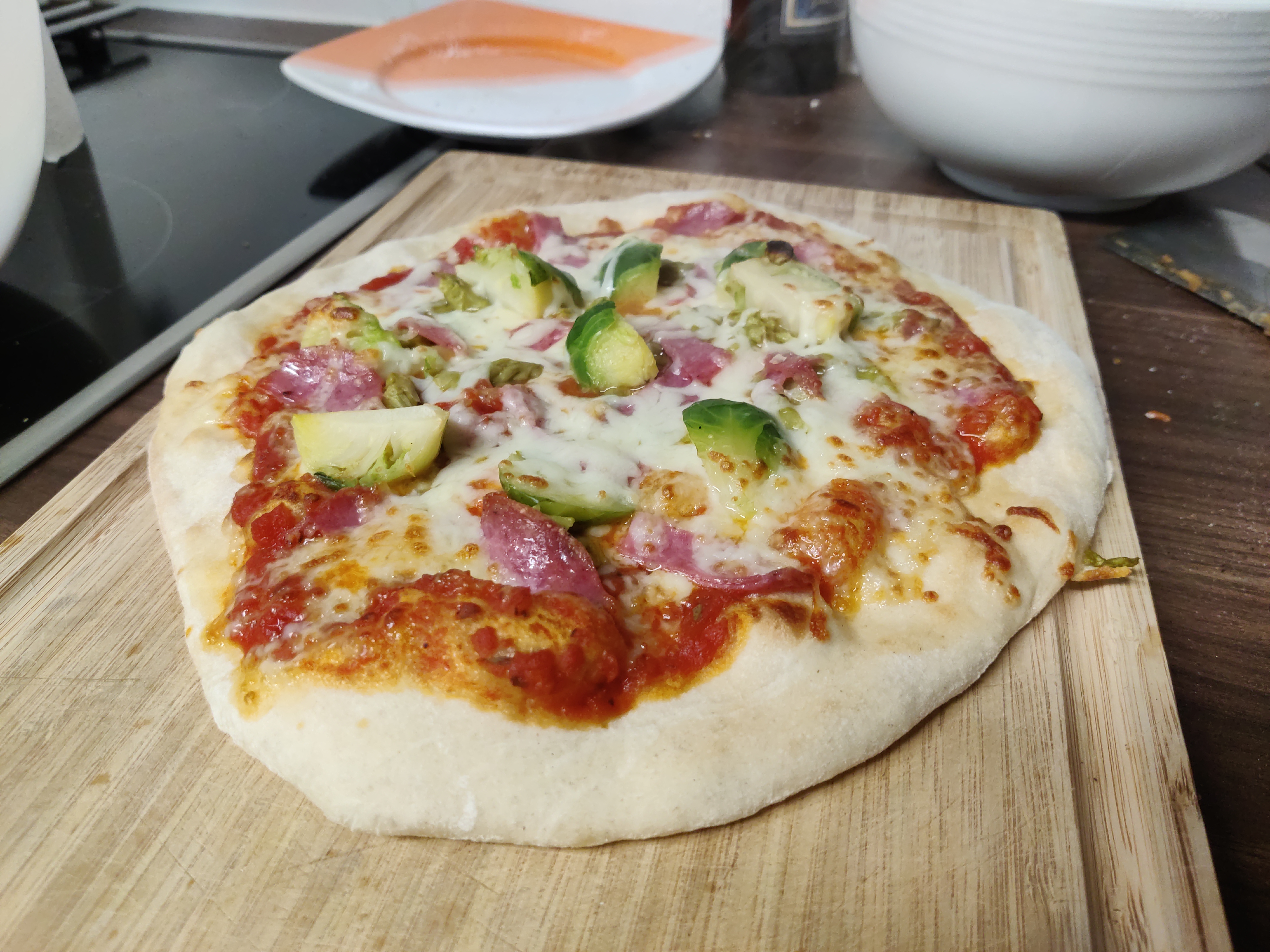 Pizza Rosenkohl